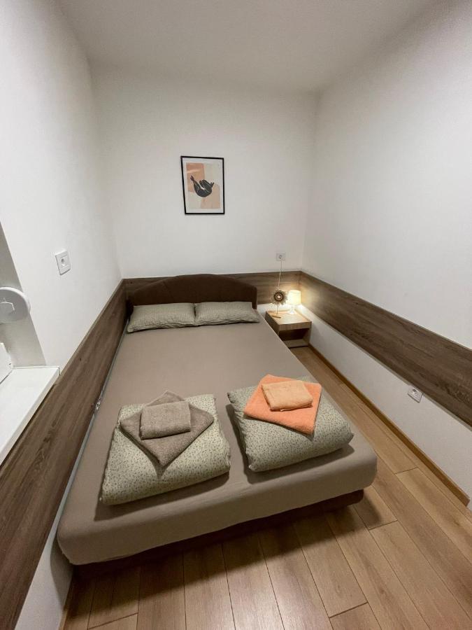 Apartman Mik Νόβι Σαντ Εξωτερικό φωτογραφία